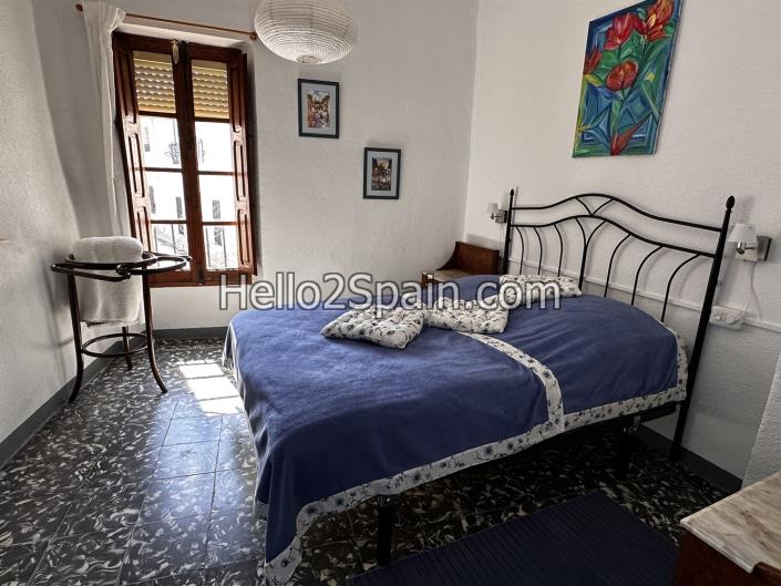 Image No.28-2 Bed Townhouse for sale