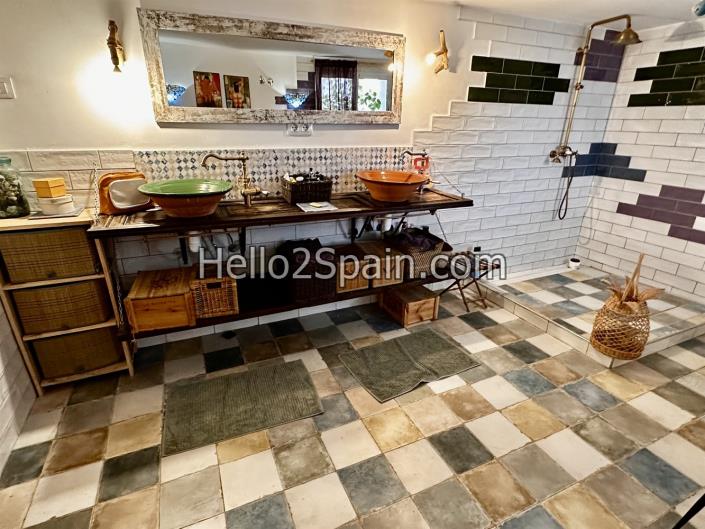 Image No.5-4 Bed Townhouse for sale