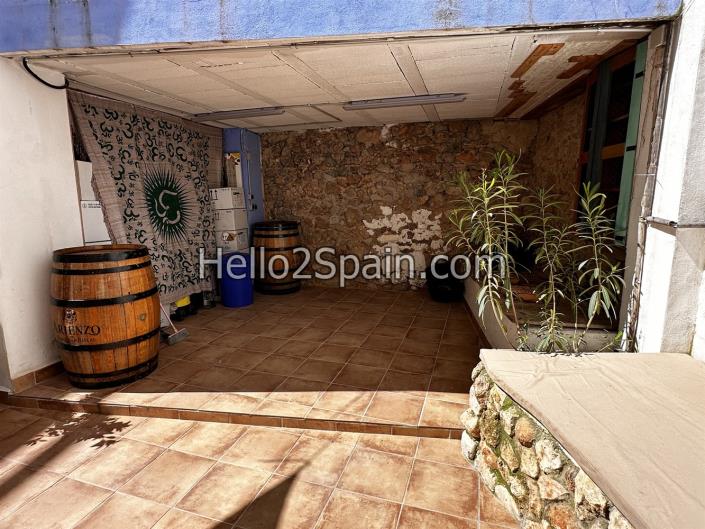 Image No.16-4 Bed Townhouse for sale