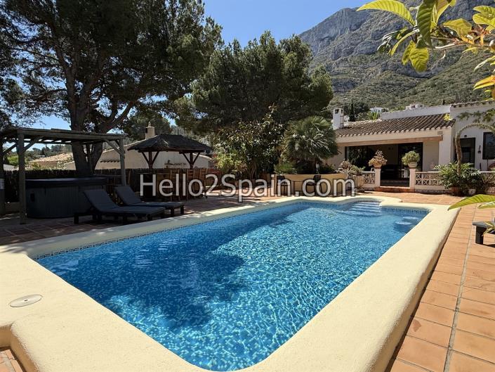 Image No.3-5 Bed Villa for sale