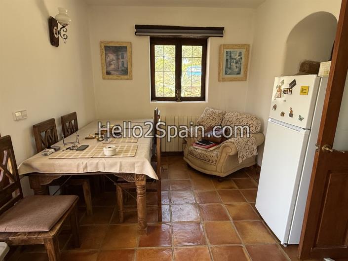 Image No.14-2 Bed Country House for sale