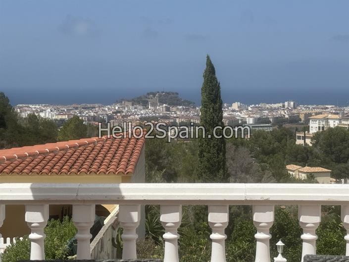 Image No.11-4 Bed Villa / Detached for sale