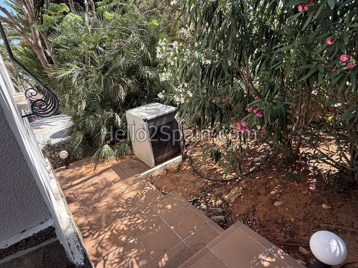 Image No.53-4 Bed Villa / Detached for sale