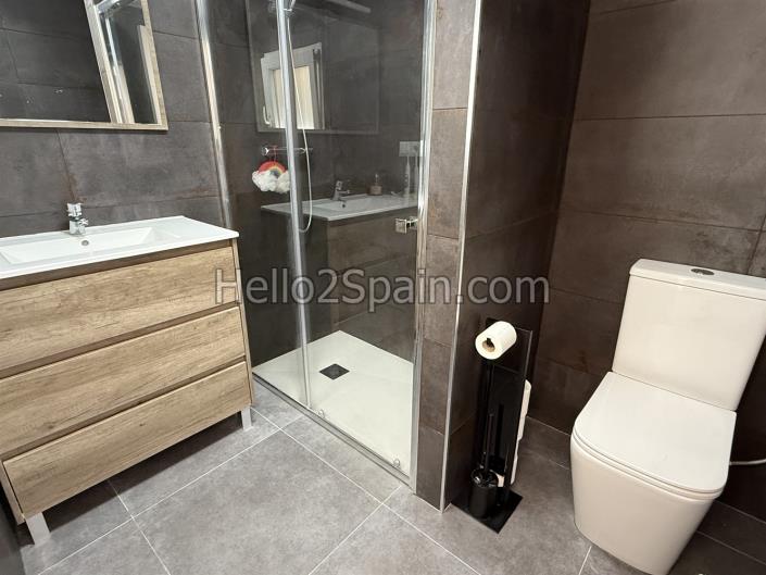 Image No.14-3 Bed Townhouse for sale