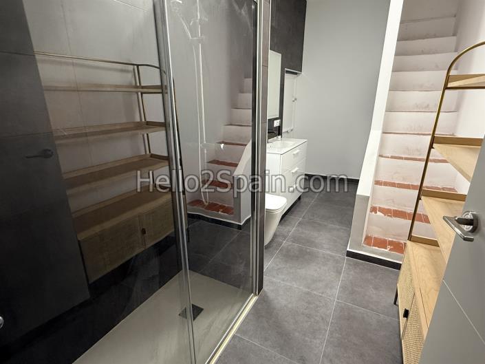 Image No.24-3 Bed Townhouse for sale