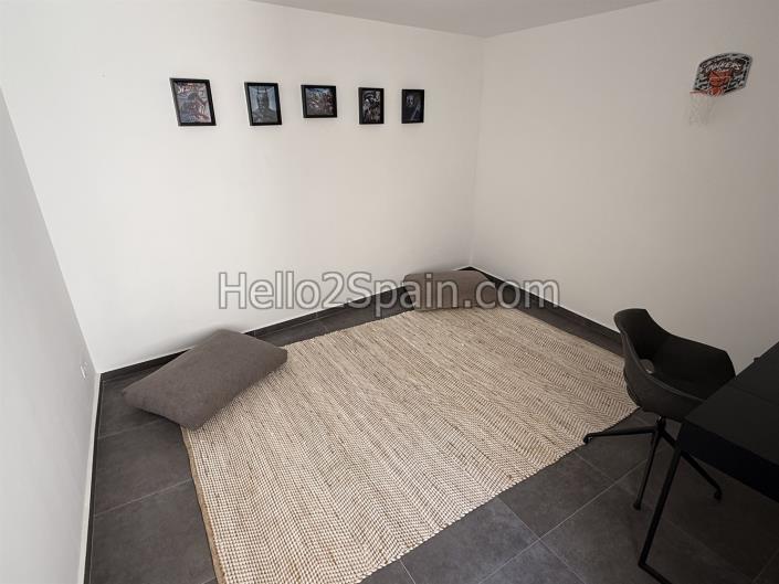 Image No.27-3 Bed Townhouse for sale