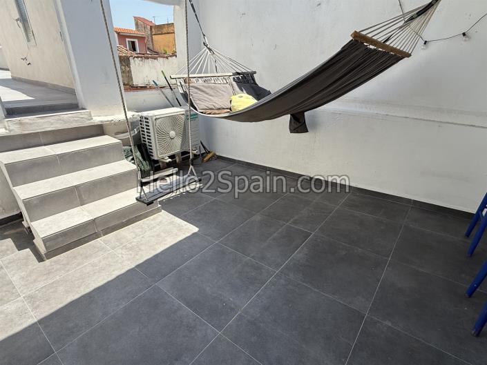 Image No.30-3 Bed Townhouse for sale