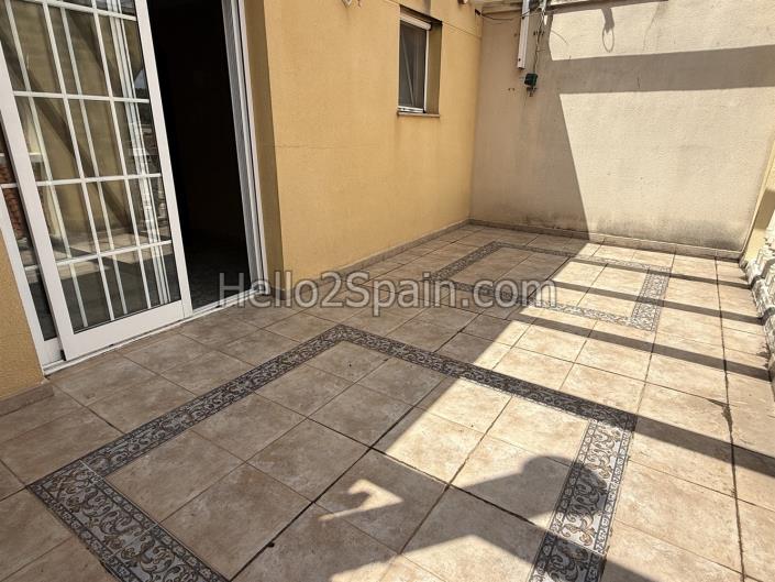 Image No.25-4 Bed Townhouse for sale