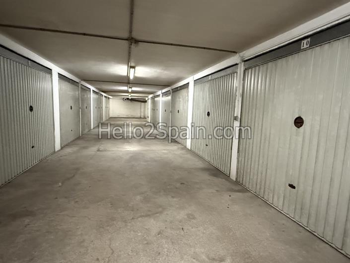 Image No.38-4 Bed Townhouse for sale