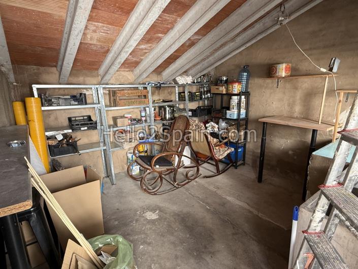 Image No.20-4 Bed Townhouse for sale