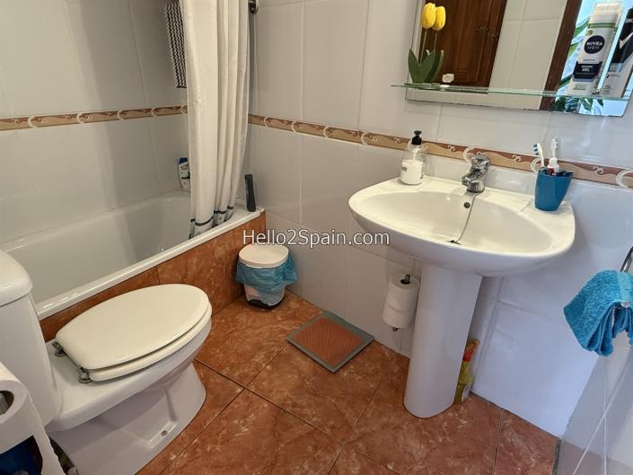 Image No.16-3 Bed Townhouse for sale