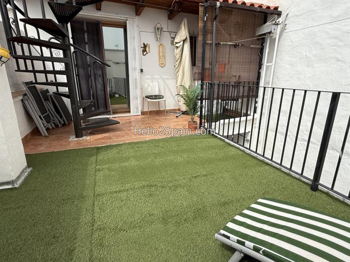 Image No.31-3 Bed Townhouse for sale