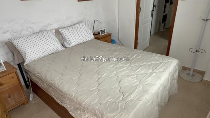 Image No.38-3 Bed Townhouse for sale