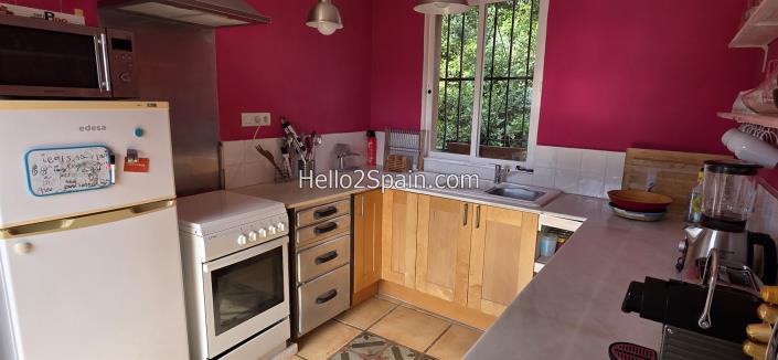 Image No.20-4 Bed Country House for sale