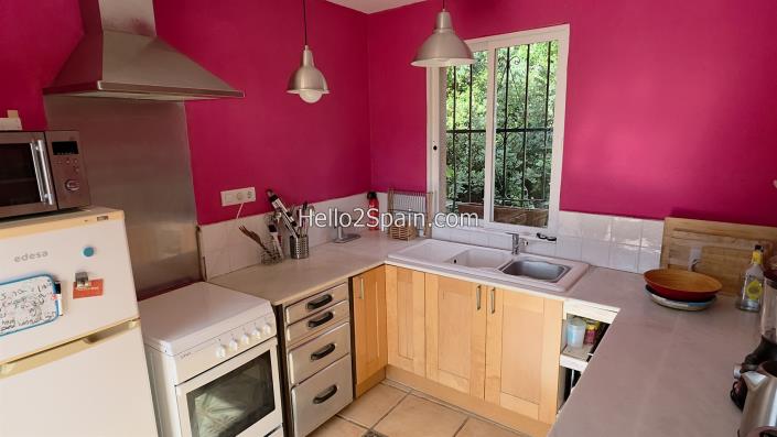 Image No.41-4 Bed Country House for sale