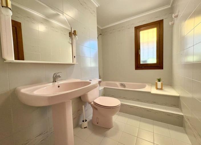 Image No.6-3 Bed Villa for sale