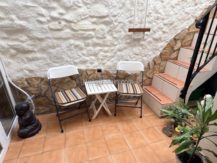 Image No.12-4 Bed Townhouse for sale