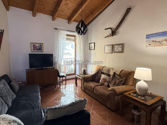 Image No.18-4 Bed Townhouse for sale