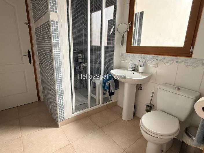 Image No.23-4 Bed Townhouse for sale