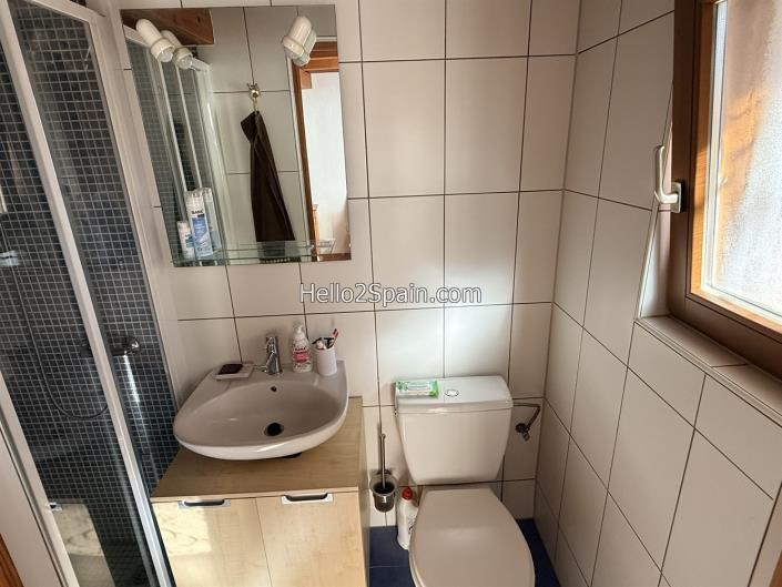 Image No.27-4 Bed Townhouse for sale