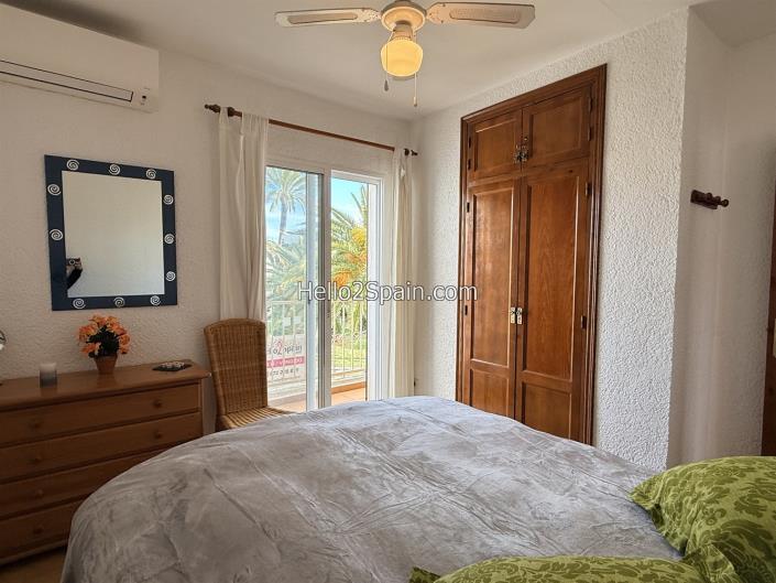 Image No.16-2 Bed Townhouse for sale