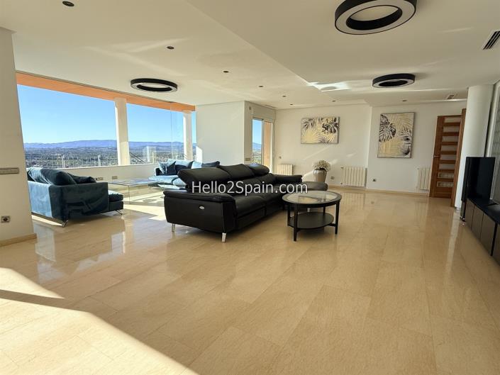 Image No.8-Villa / Détaché de 10 chambres à vendre à Torrent