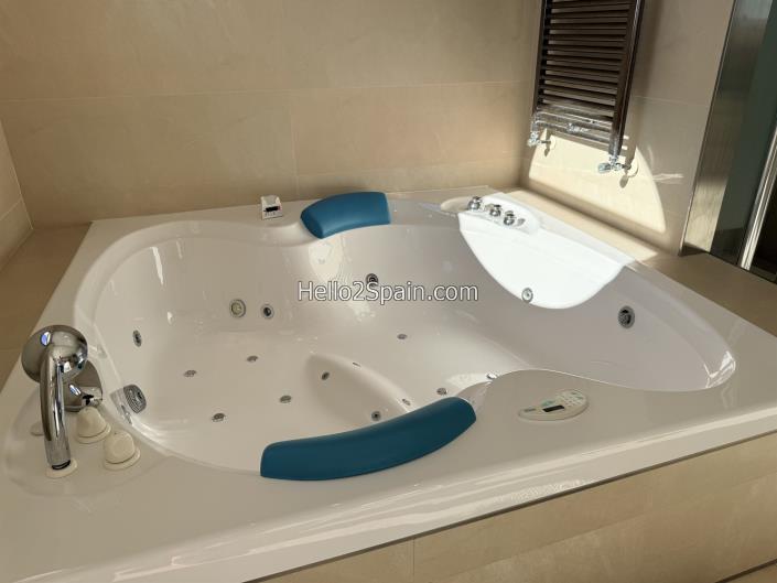 Image No.28-Villa / Détaché de 10 chambres à vendre à Torrent