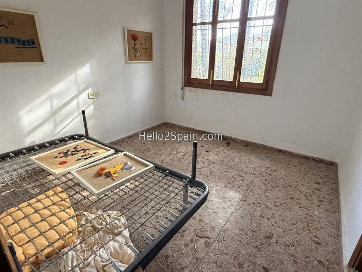 Image No.18-4 Bed Bungalow for sale