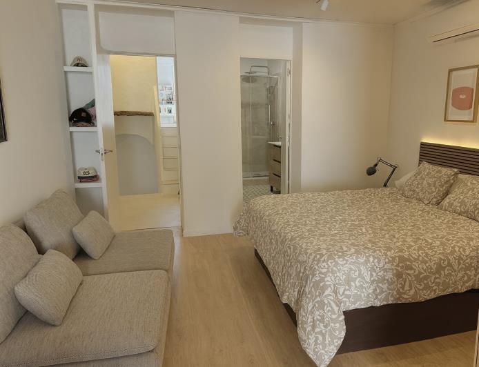 Image No.21-3 Bed Townhouse for sale