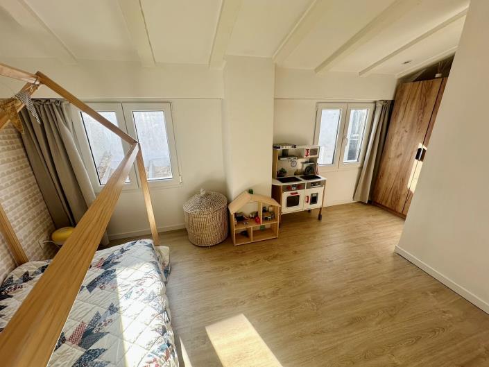 Image No.23-3 Bed Townhouse for sale