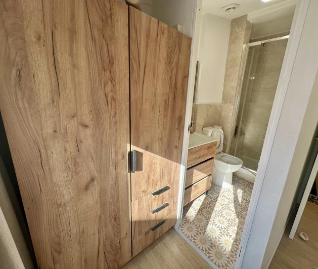 Image No.31-3 Bed Townhouse for sale