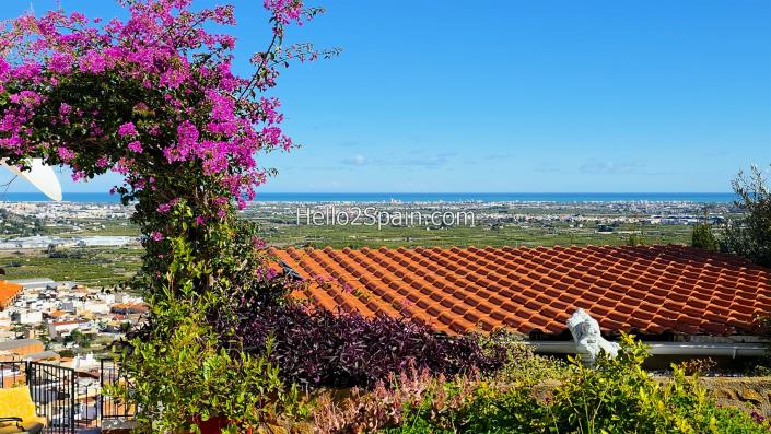 Image No.3-Villa / Détaché de 4 chambres à vendre à Ador