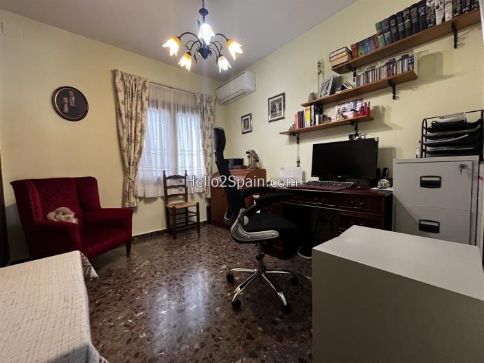 Image No.29-Villa / Détaché de 4 chambres à vendre à Ador