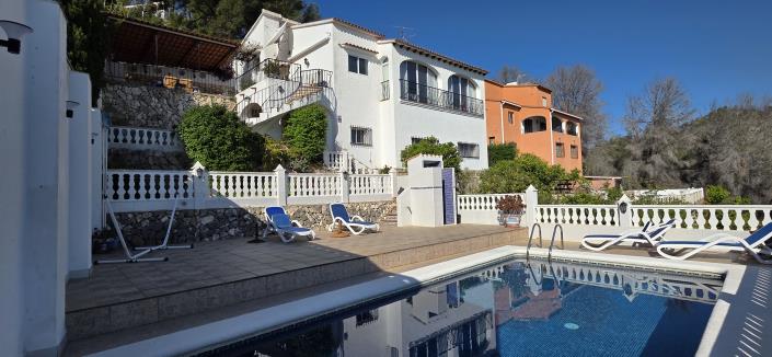 Image No.21-Villa / Détaché de 4 chambres à vendre à Ador