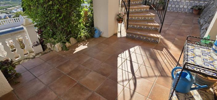 Image No.22-Villa / Détaché de 4 chambres à vendre à Ador