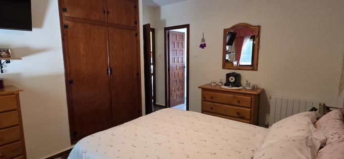 Image No.39-Villa / Détaché de 4 chambres à vendre à Ador