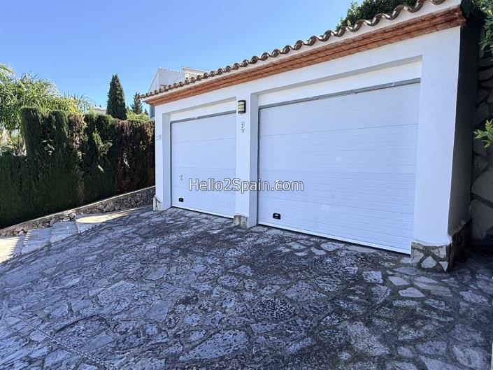 Image No.6-4 Bed Villa / Detached for sale