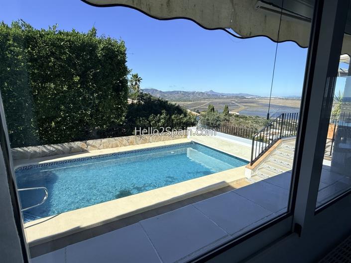 Image No.17-4 Bed Villa / Detached for sale