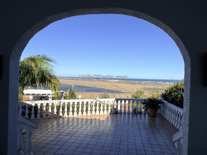 Image No.37-4 Bed Villa / Detached for sale