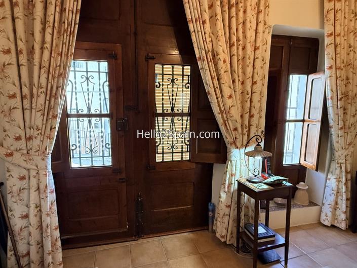 Image No.6-4 Bed Townhouse for sale