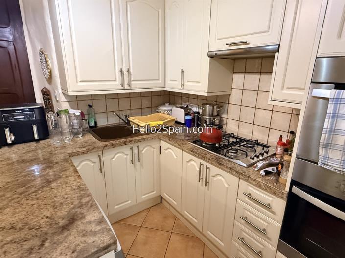 Image No.18-4 Bed Townhouse for sale