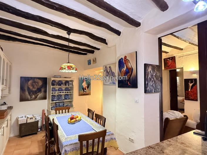 Image No.4-4 Bed Townhouse for sale