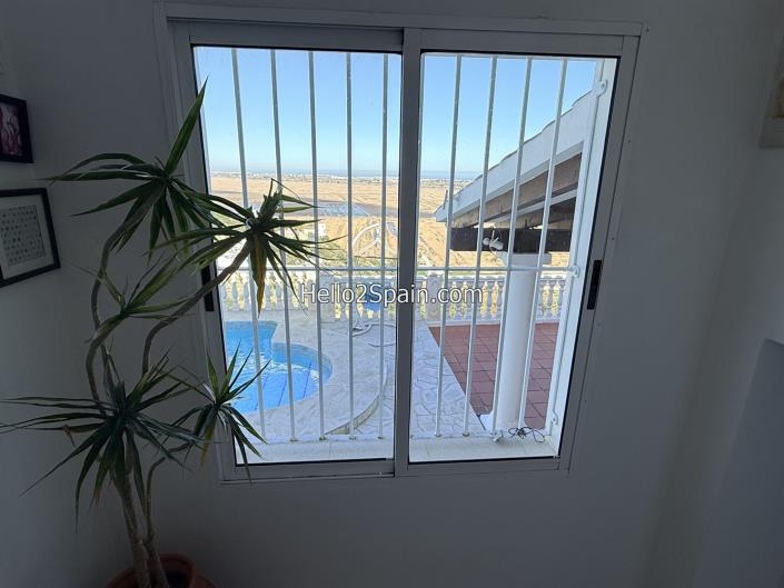 Image No.21-3 Bed Villa for sale