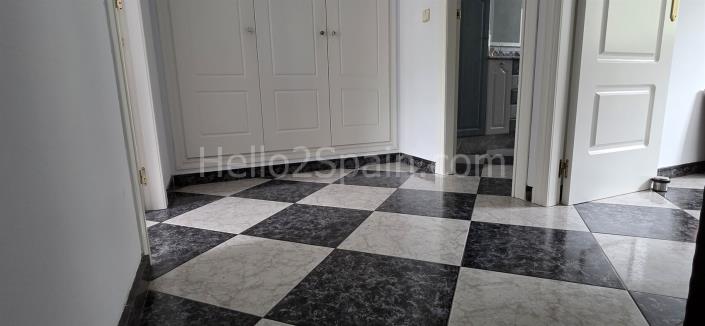 Image No.25-3 Bed Townhouse for sale