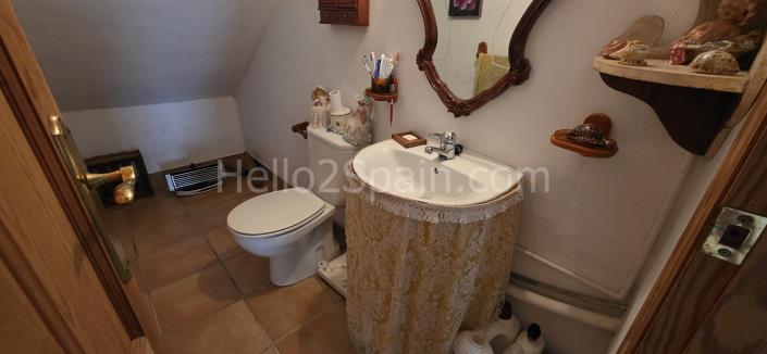 Image No.33-3 Bed Townhouse for sale