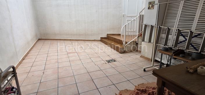 Image No.35-3 Bed Townhouse for sale
