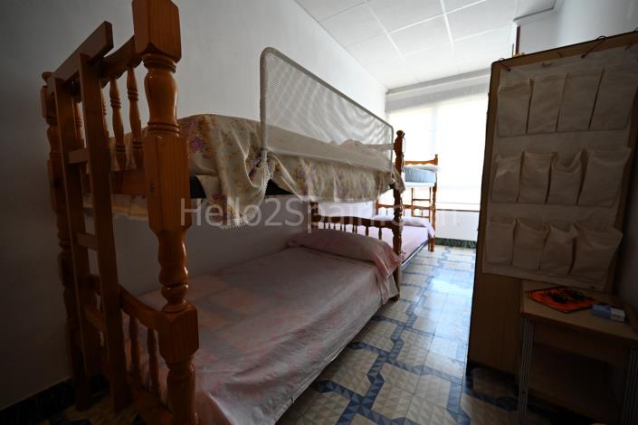 Image No.33-8 Bed House for sale
