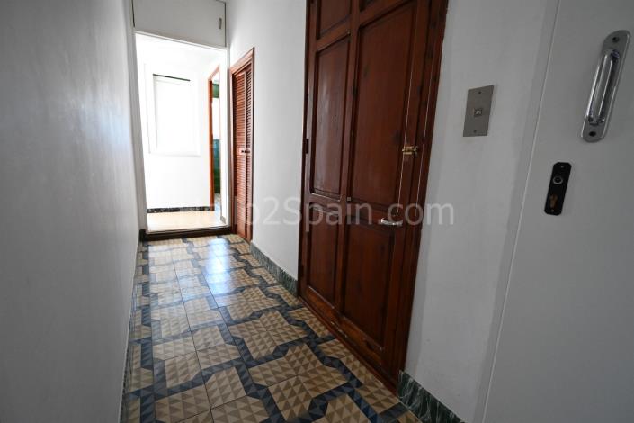 Image No.44-8 Bed House for sale