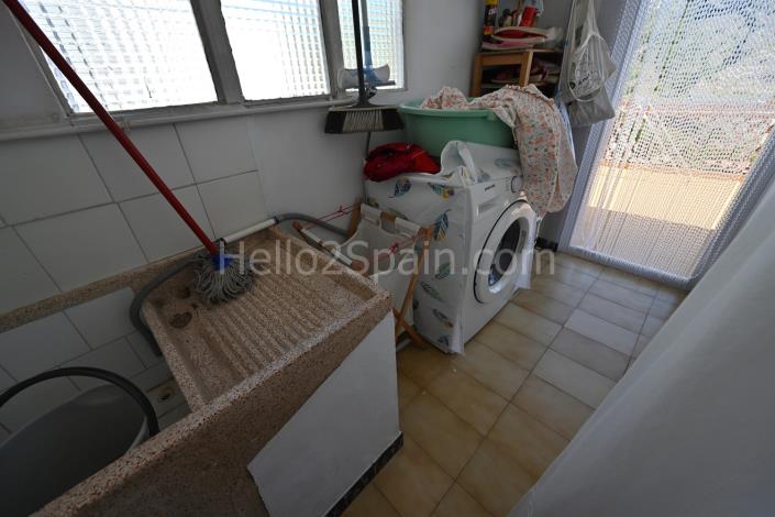 Image No.48-8 Bed House for sale