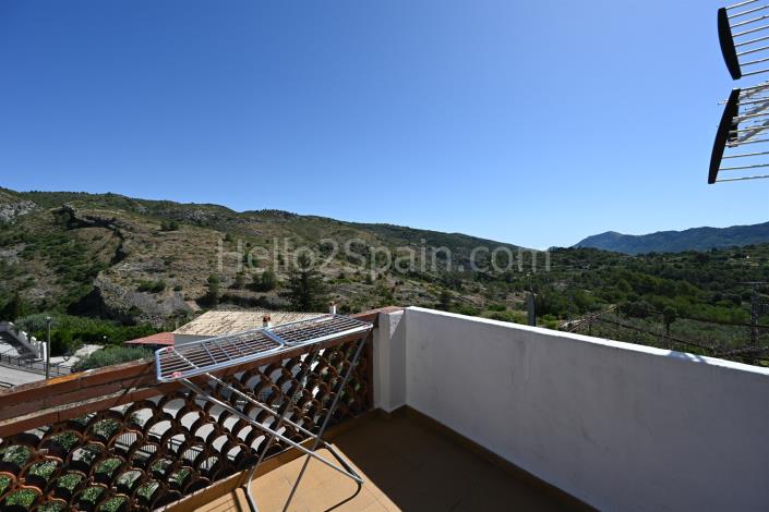 Image No.50-8 Bed House for sale